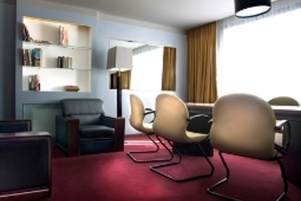 Art Hotel Cosmopolit ??? ????? ?????????? (Charkiw)